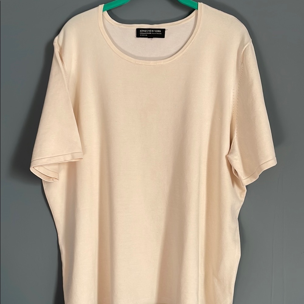 Cream Short Sleeve T-Shirt 3x